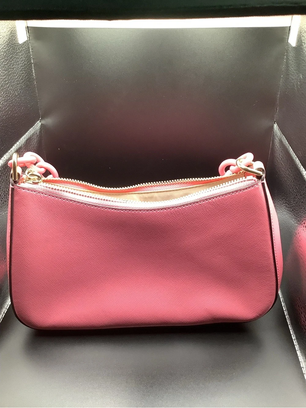 kate spade Hot Pink Logo Slide Sandals Size7.5 With Matching Chain-Shoulder Bag